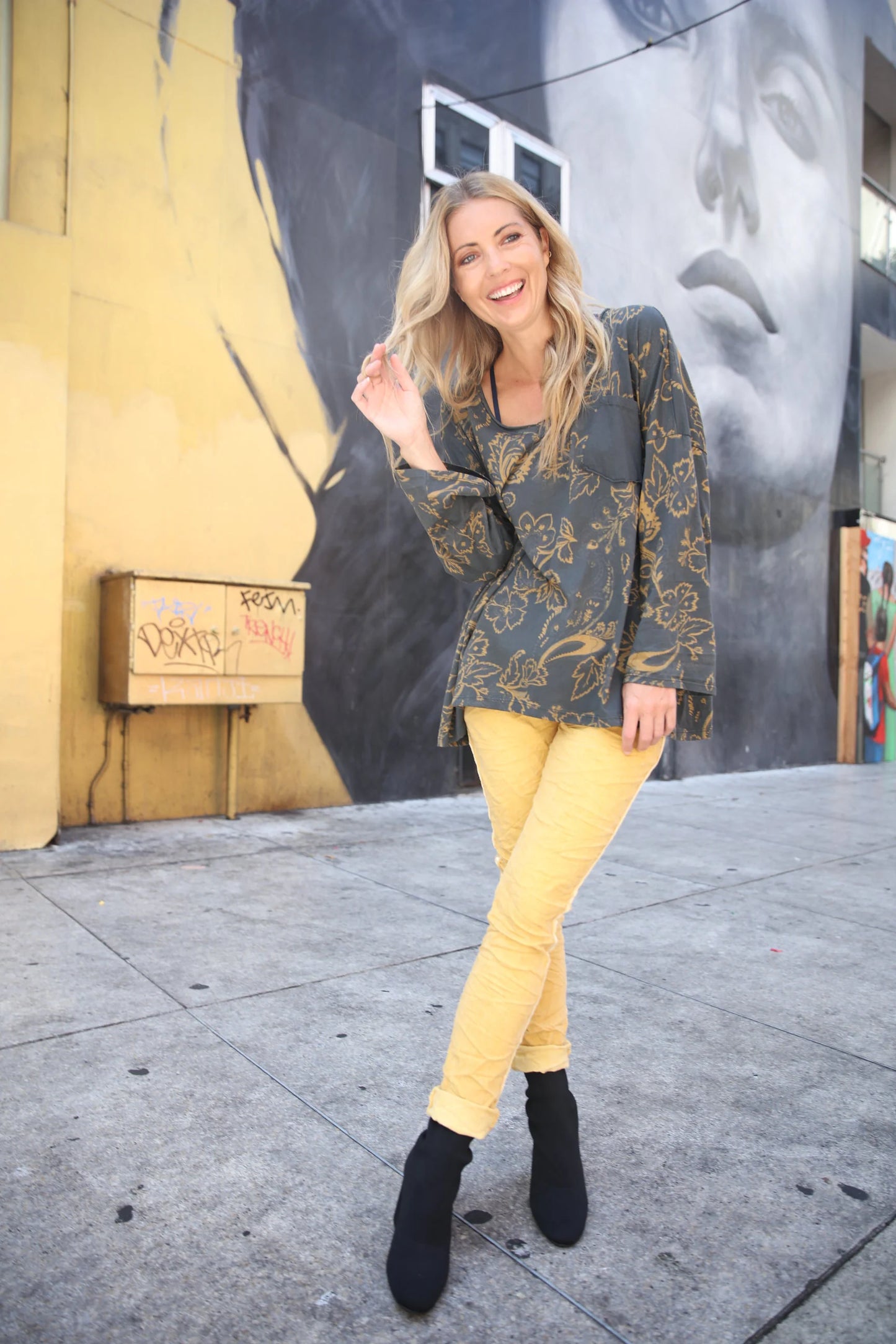 Anna Stretch Pant Mustard