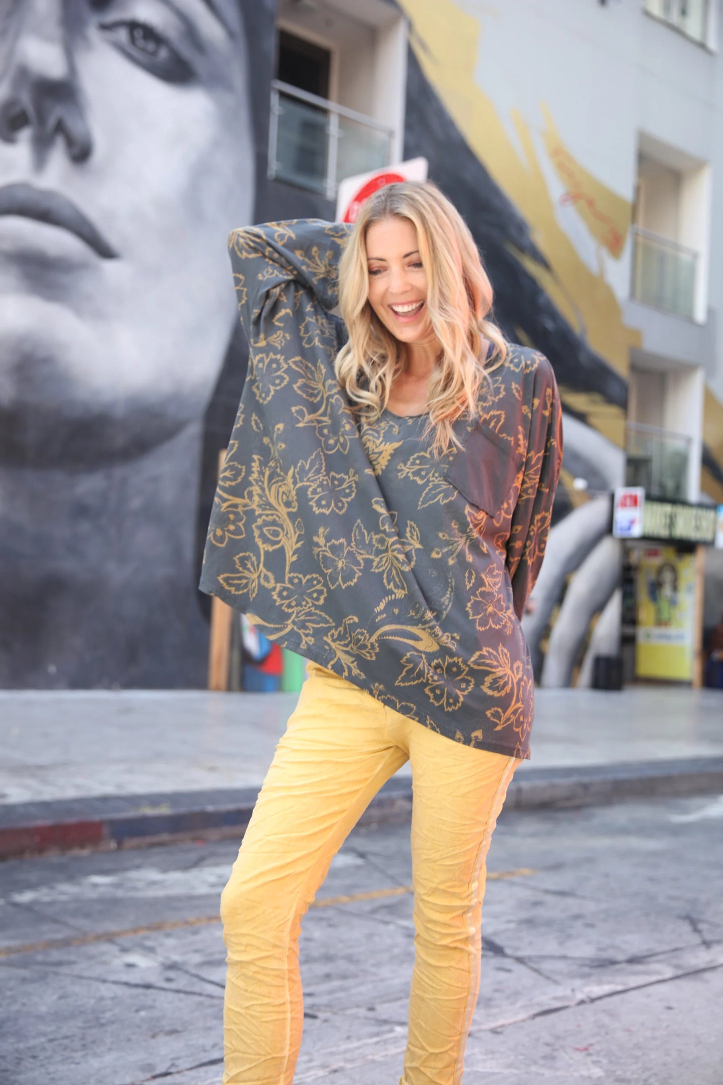 Anna Stretch Pant Mustard