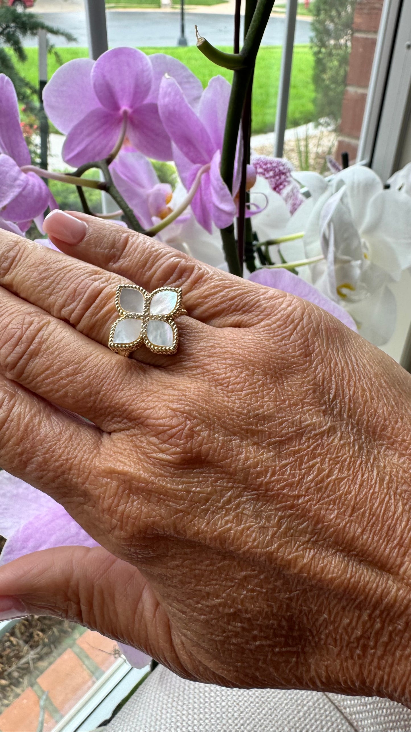R2 Flower Ring Size 7