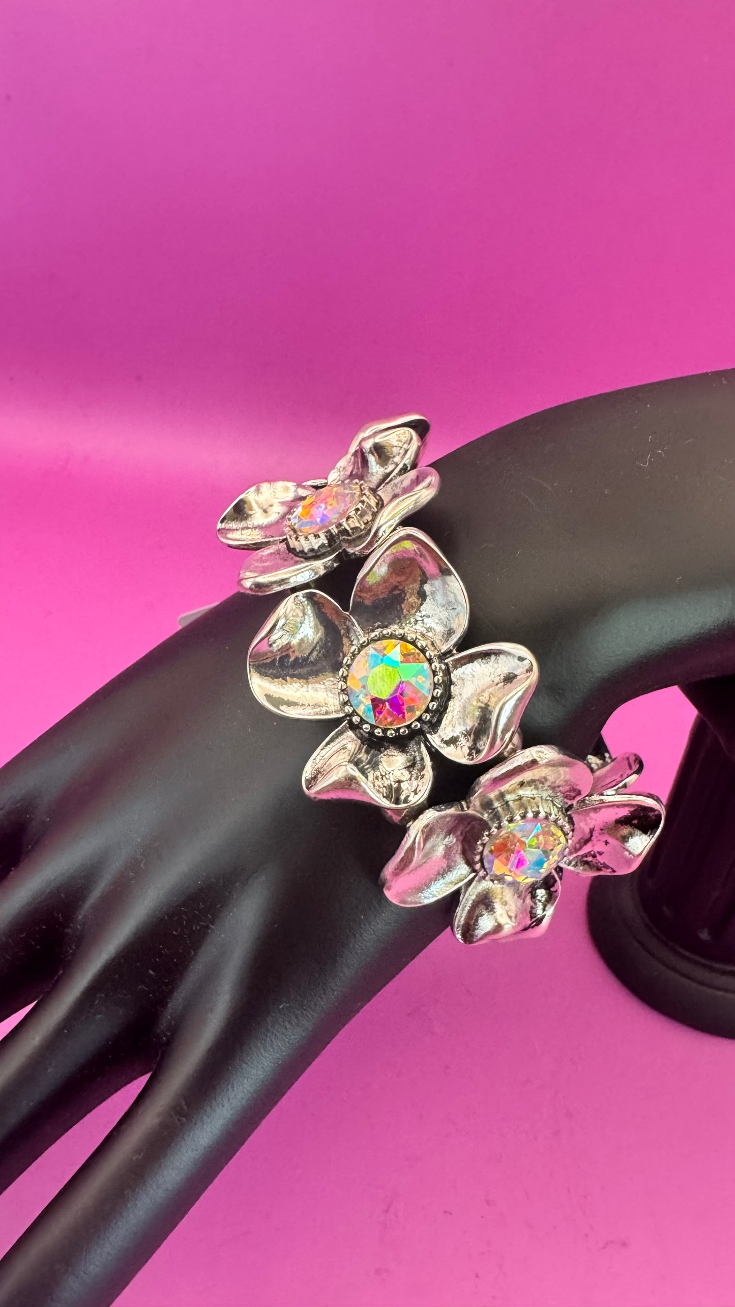 Large Flower with AB Center Stretch Bracelet