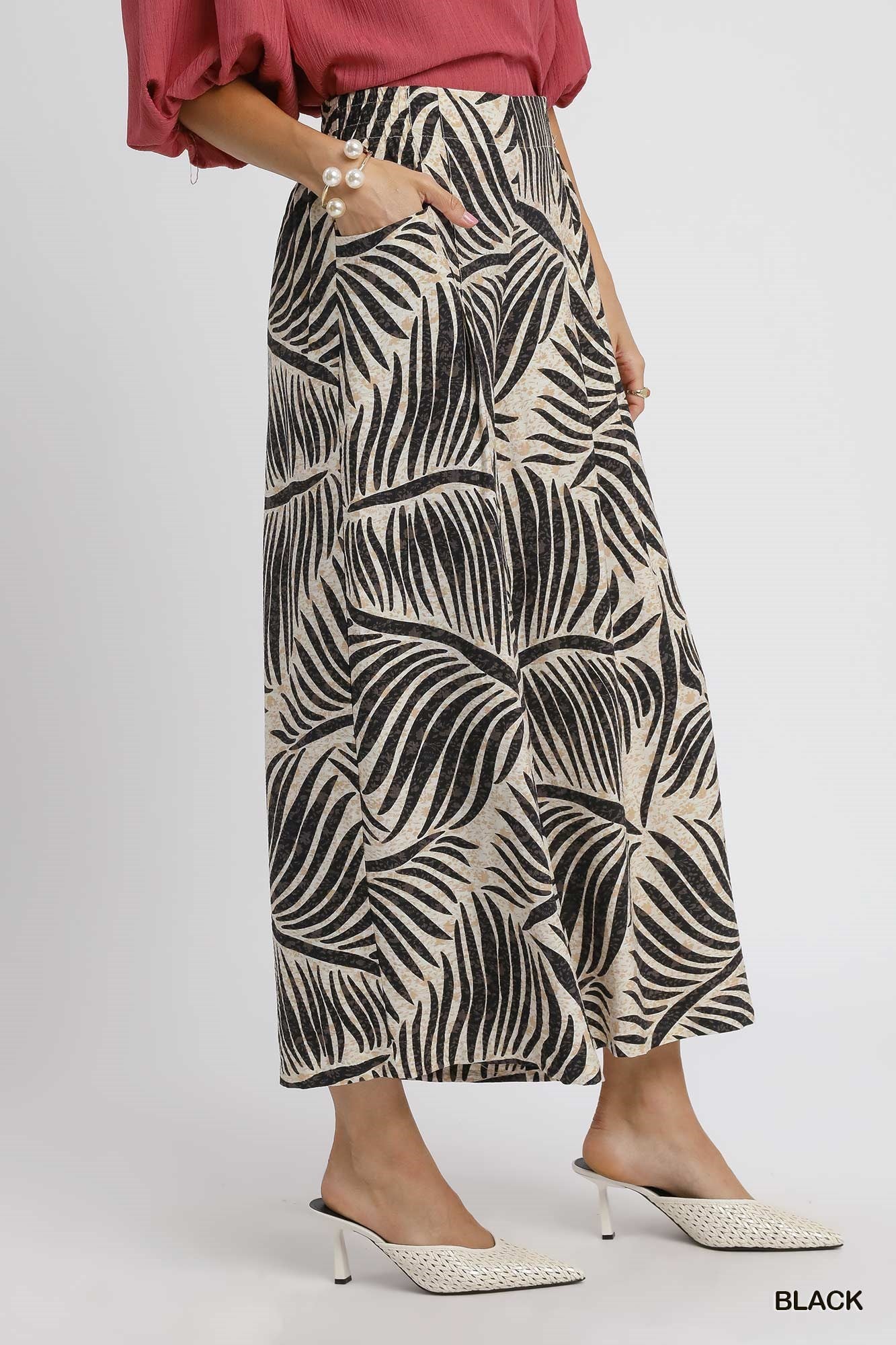 Audrey Palm Leaf Print Wide Leg Culotte Pants Black