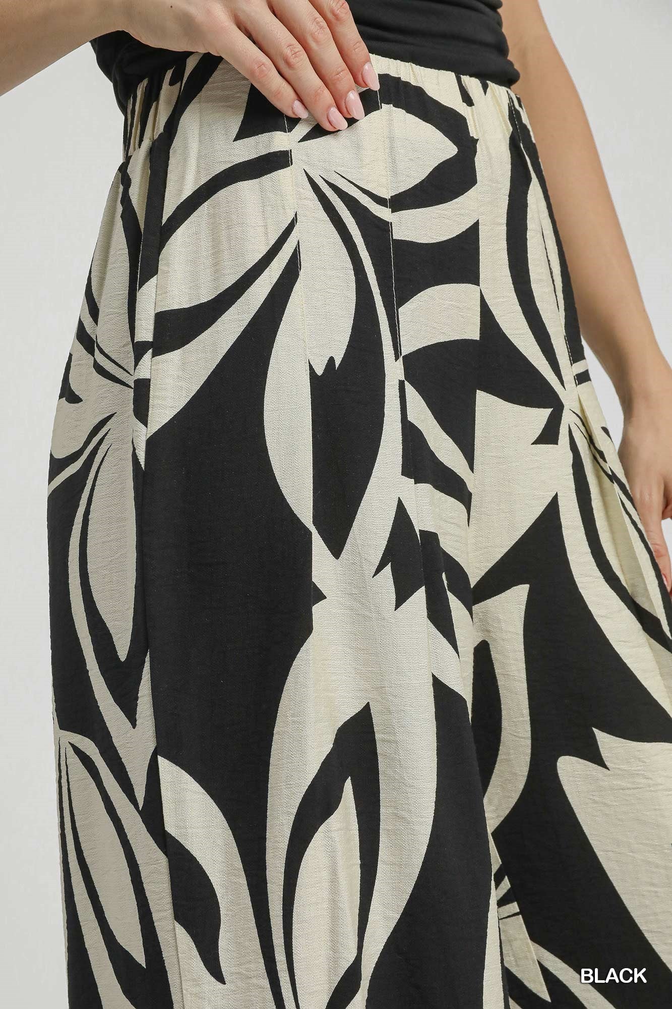Eliana Abstract Floral Wide Leg Pants Black