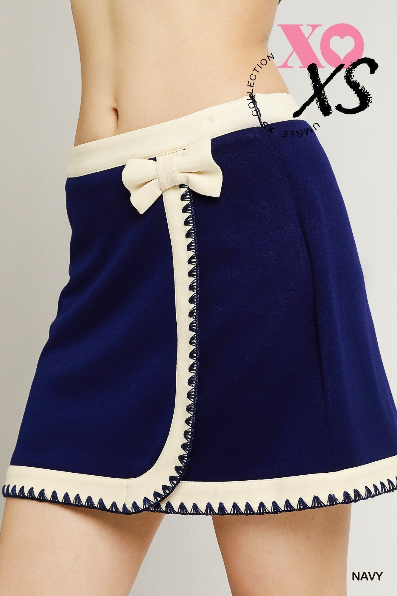 Colette Chic Contrast-Trim Mini Skirt Navy