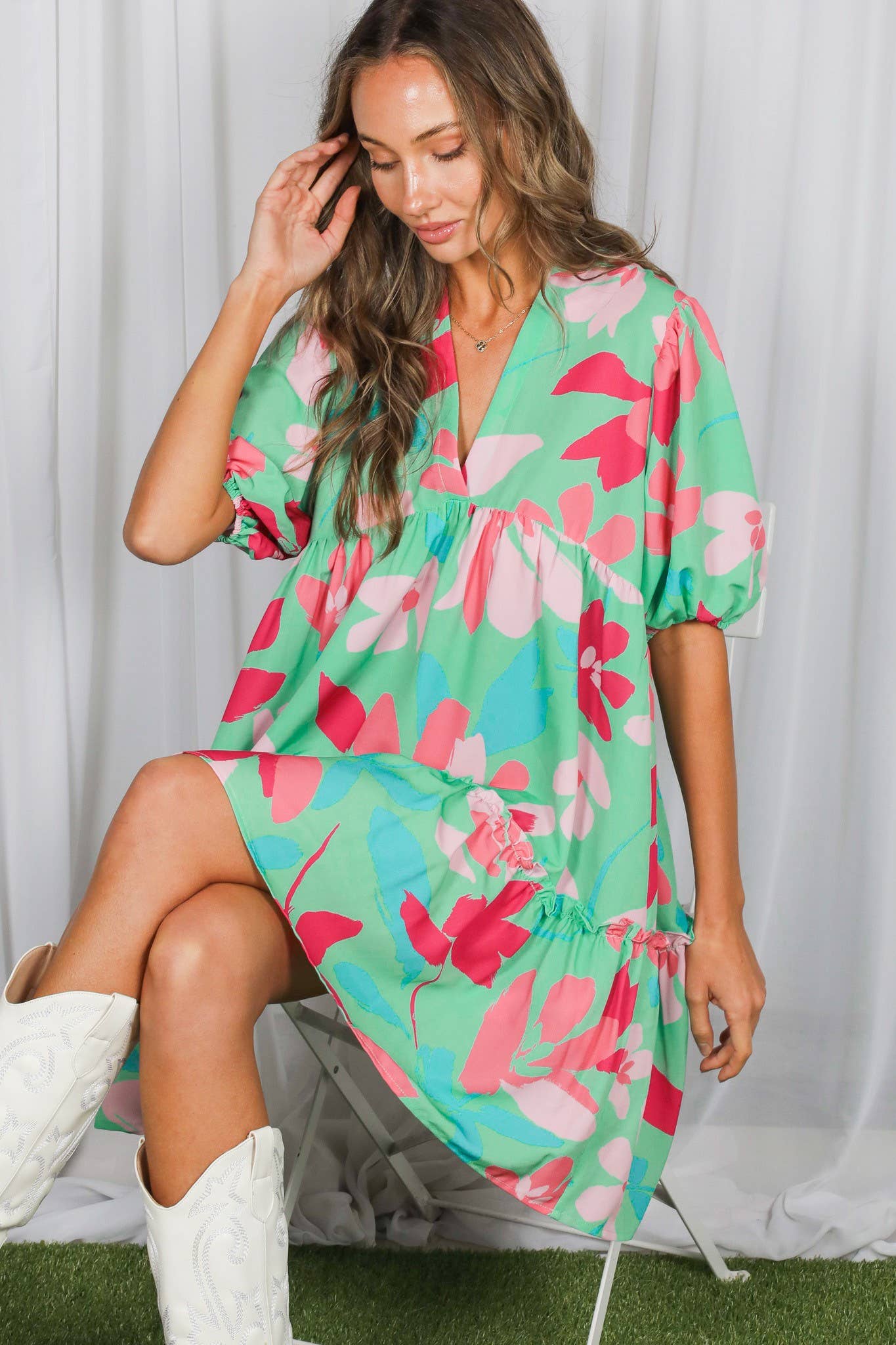 Lumi Floral Print V-Neck Tired Baby Doll Mini Dress VD82057M: Pink / M