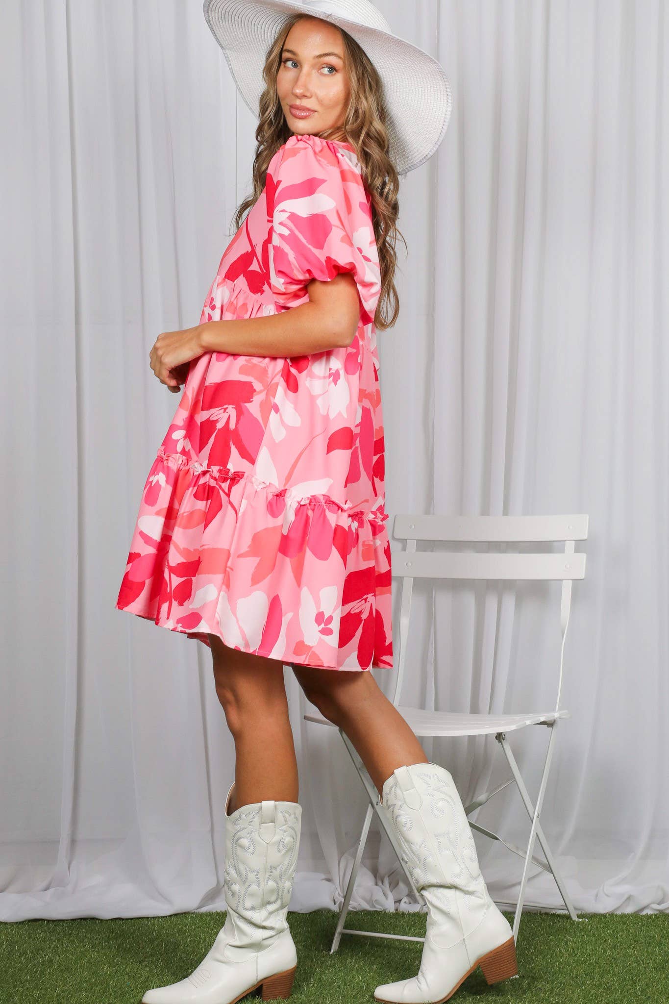 Lumi Floral Print V-Neck Tired Baby Doll Mini Dress VD82057M: Pink / L