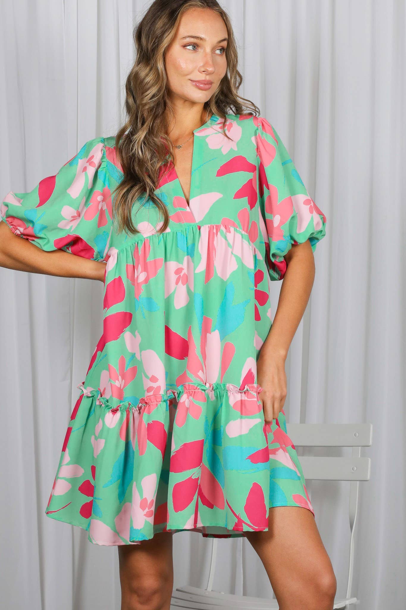 Clover Floral Print V-Neck Tired Baby Doll Mini Dress VD82057M: Mint / L