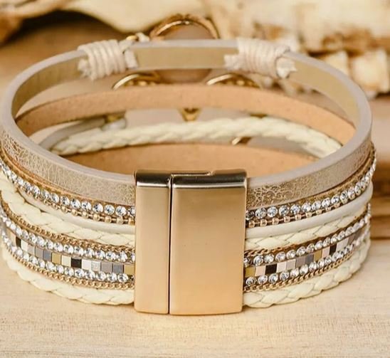 B50 Bohemian Heart Rhinestone Magnetic Buckle Bracelet Champagne Gold