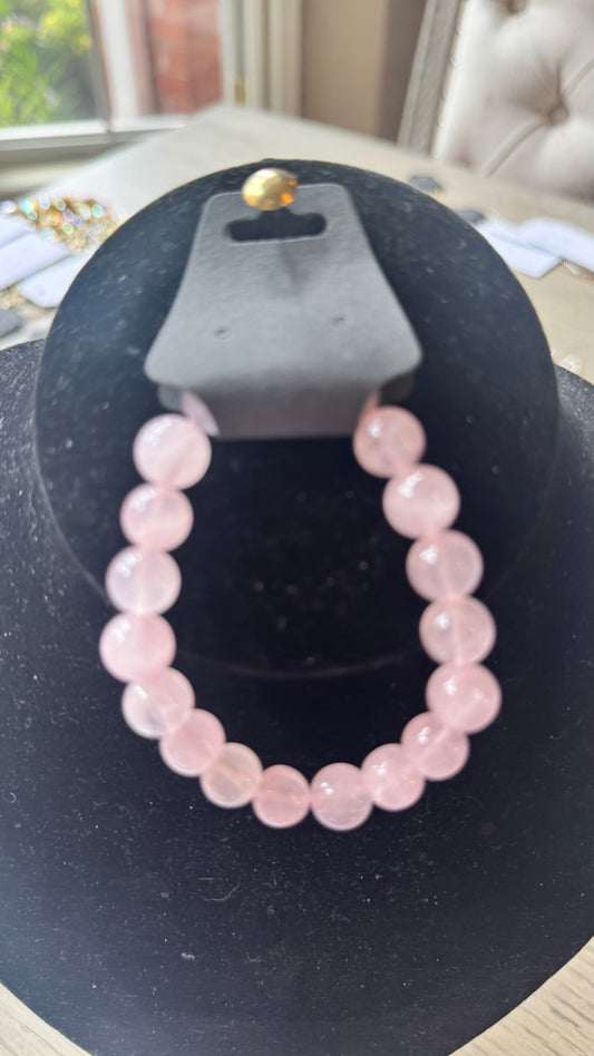 B16 Pink Bead Bracelet
