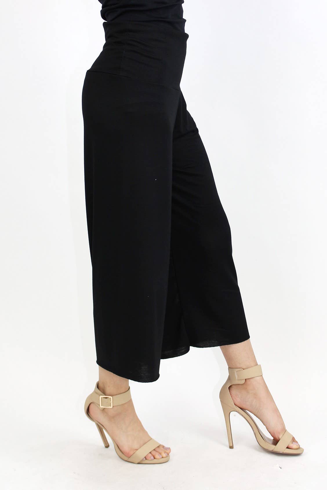 P-84429-JY2 The wide, fold-over waistband gaucho pants