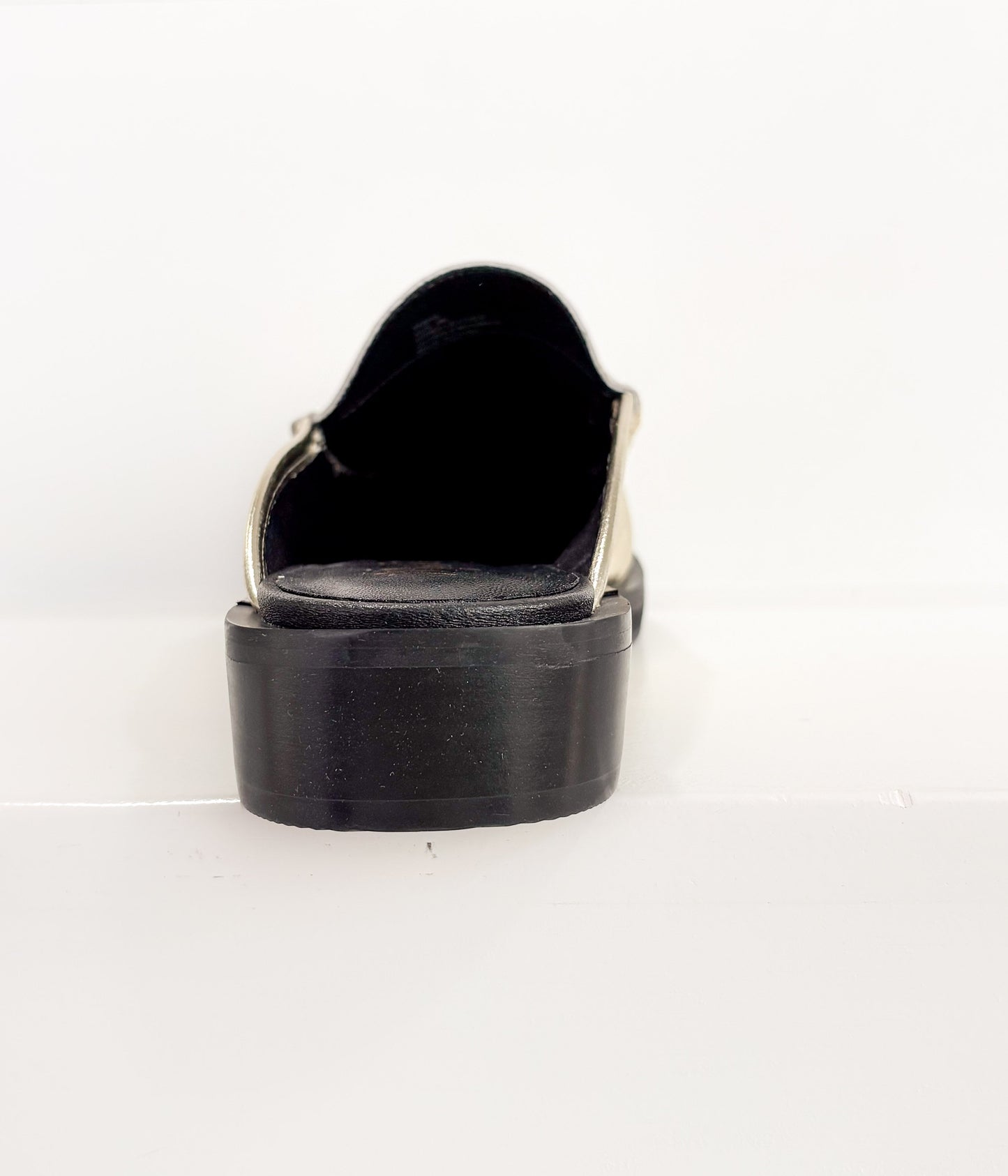 Tasha Loafer Mule in Gold
